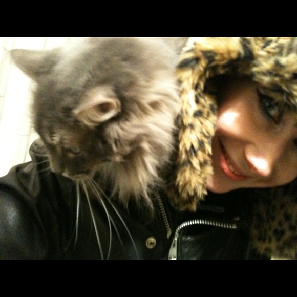 Meet your Posher, Alicia - Picture 8 of 8